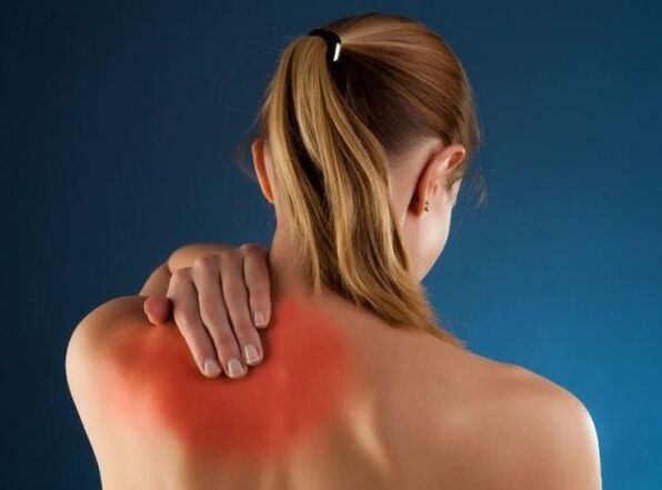 back pain in the area of ​​the shoulder blades Figure 1